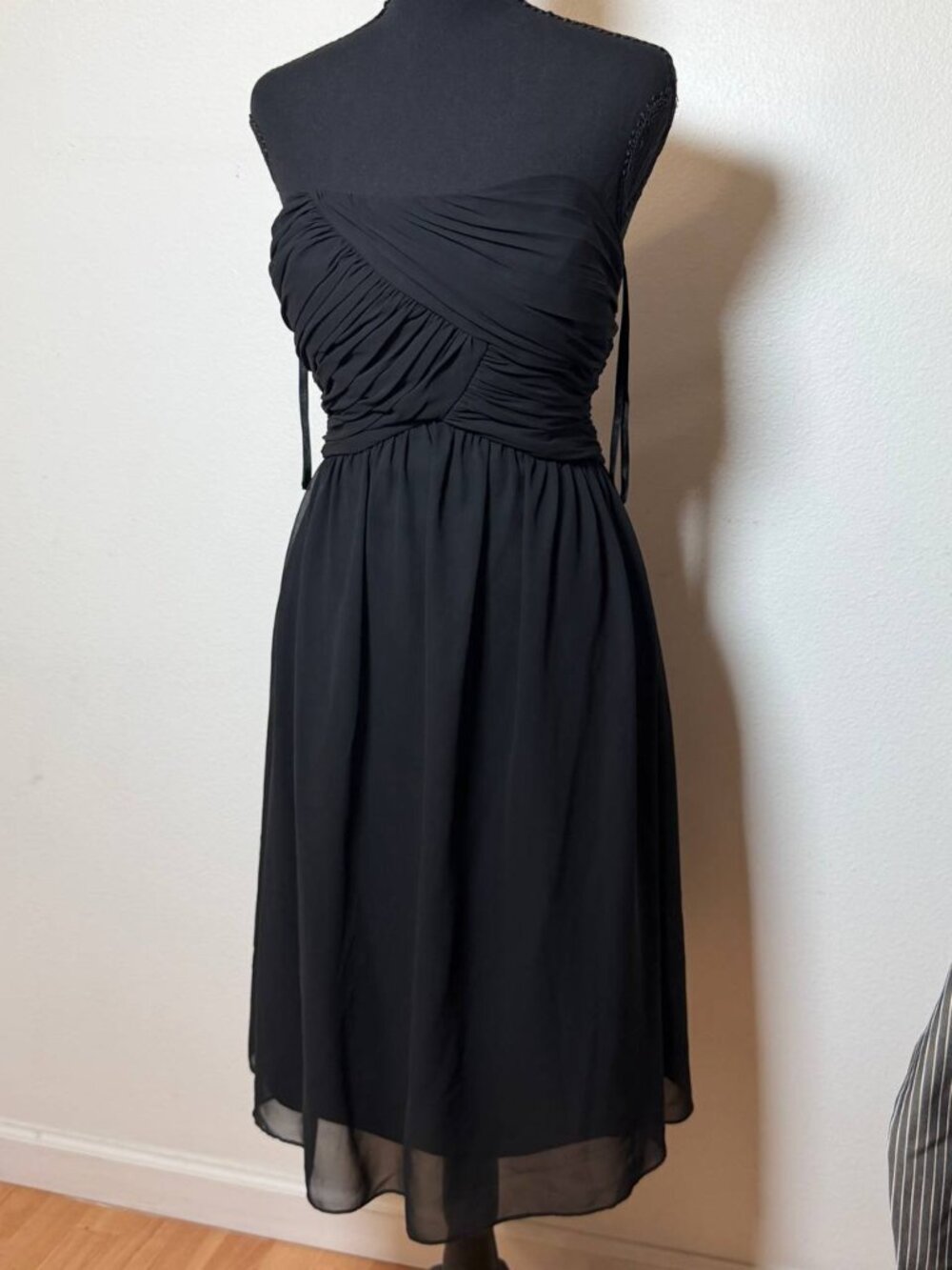 White House Black Market Black Chiffon Strapless Homecoming Dress Elegant